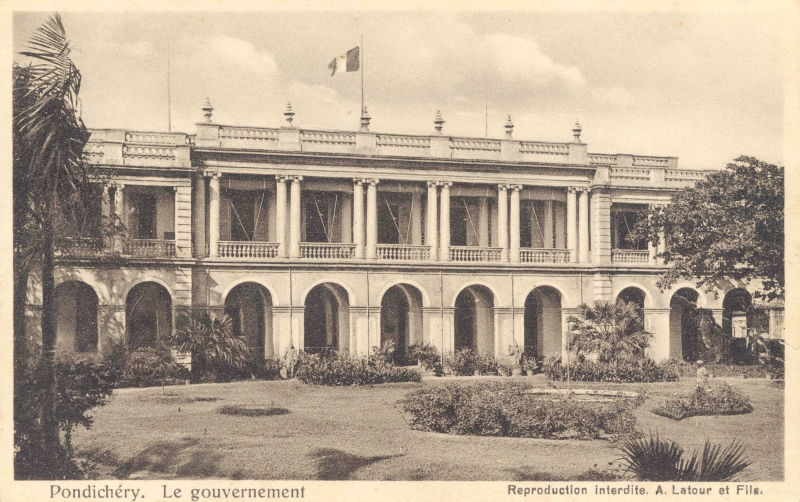 02-19 - Pondichery - hotel gouvernement (facade sud) - 2